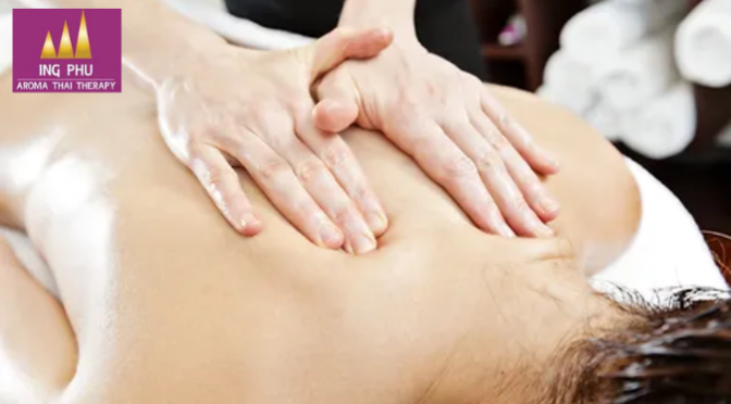 How Does Thai Aromatic Oil Massage Make You Look Younger?